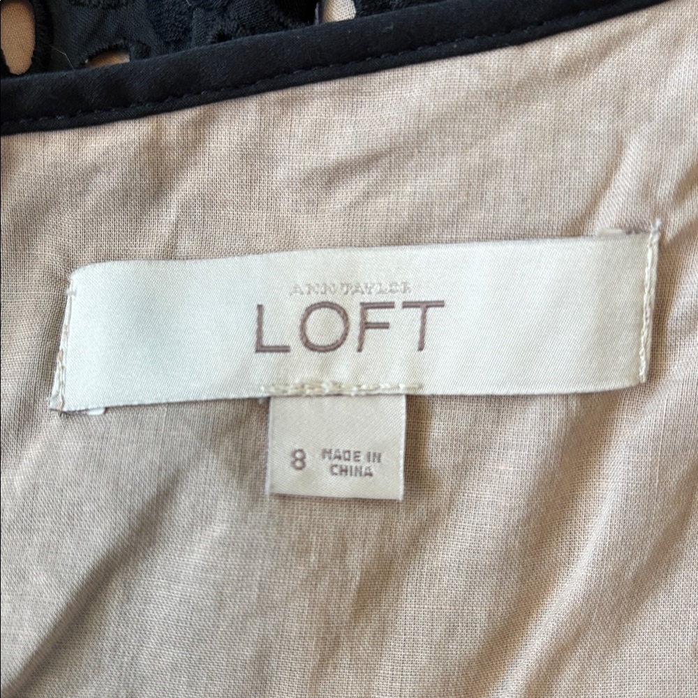 Loft floral eyelet overlay fit and flare dress Sz 8 - Picture 6 of 7